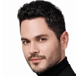 Dr. Ricardo Sandoval